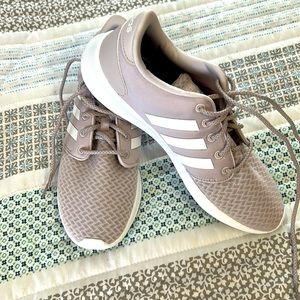 Adidas Cloudform Comfort Shoes / NWOT